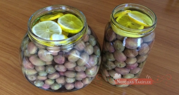 Evde yeil izme zeytin yapm, yeil zeytin, salamura zeytin, izme zeytin.